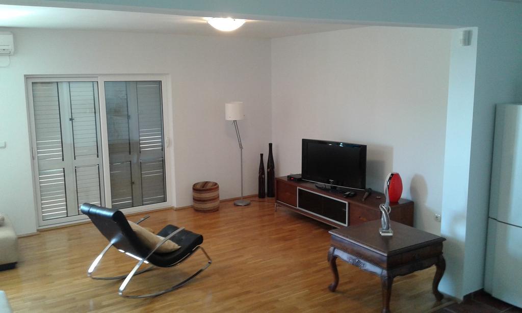Oro Apartments Petrovac Kamer foto