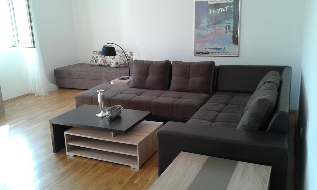 Oro Apartments Petrovac Kamer foto