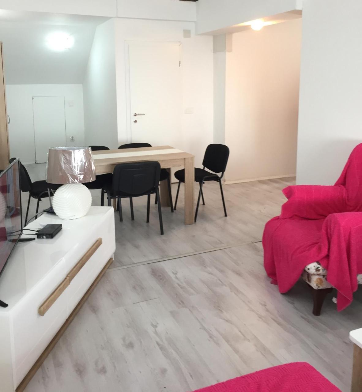 Oro Apartments Petrovac Buitenkant foto