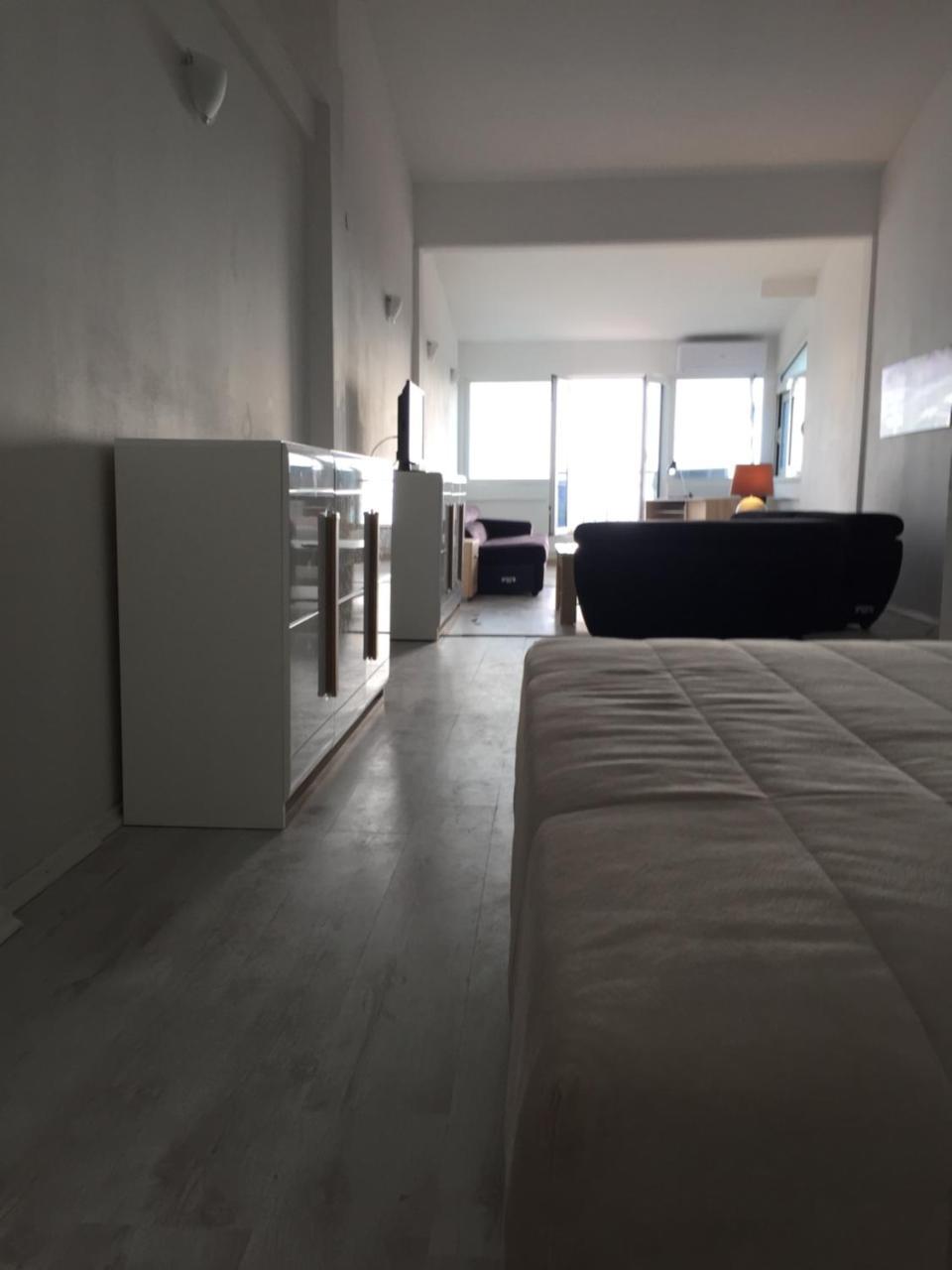 Oro Apartments Petrovac Buitenkant foto