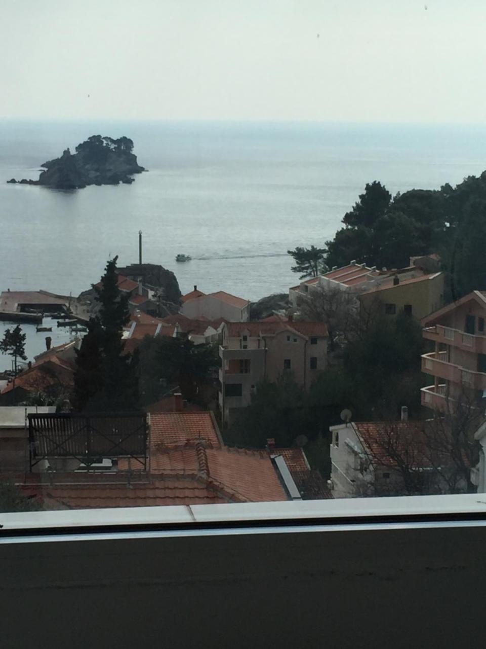 Oro Apartments Petrovac Buitenkant foto